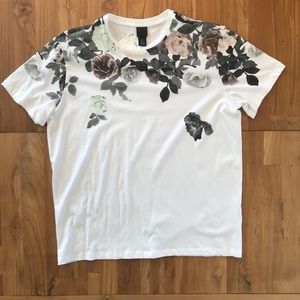 H&M t-shirt (never worn, with tags)